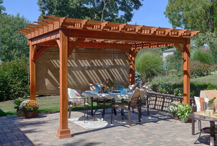 7 Homey Wooden Pergola Models for Your Home Garden