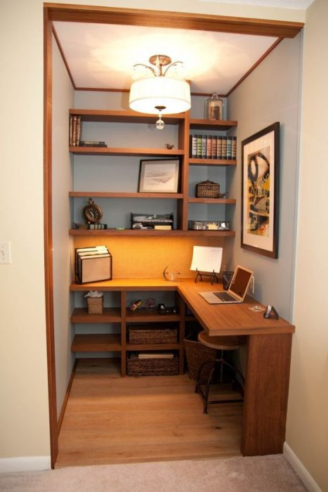 Small Hideaway Desk on the Wall