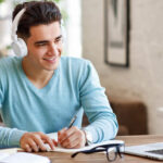 How to Become an Online Tutor