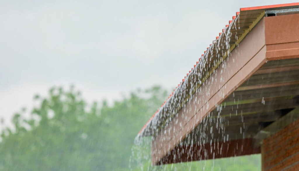 How Much Overhang on Metal Roof? Natgeos